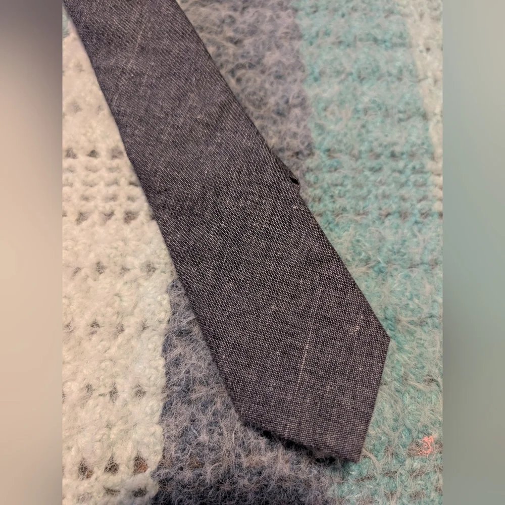 Penguin Classic Men's Charcoal Gray Slim Tie Linen Cotton‎ Blend